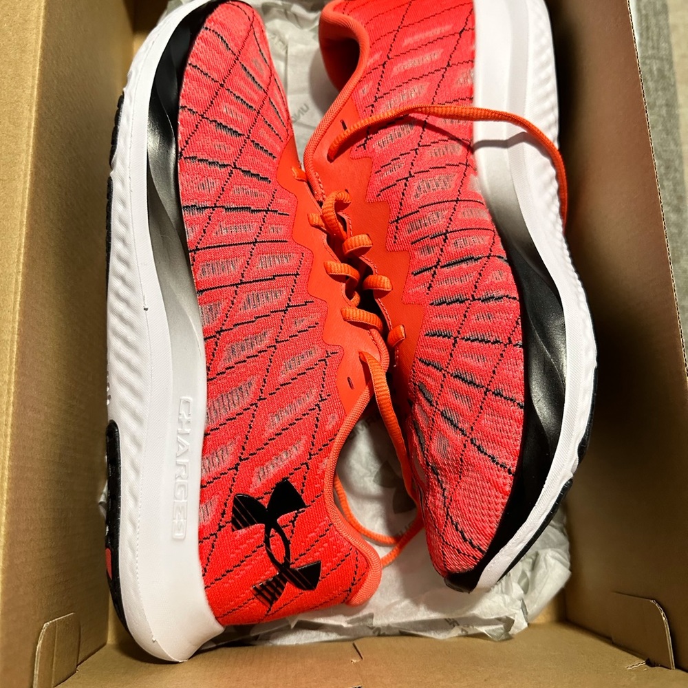 Under Armour charged breeze 2 shoes brand new in box